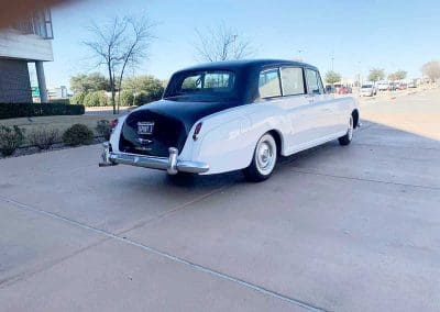 Rolls Royce Phantom V Limo White